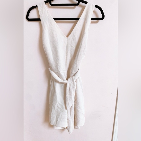 Aritzia Wilfred Écoulement Romper - Picture 2 of 11